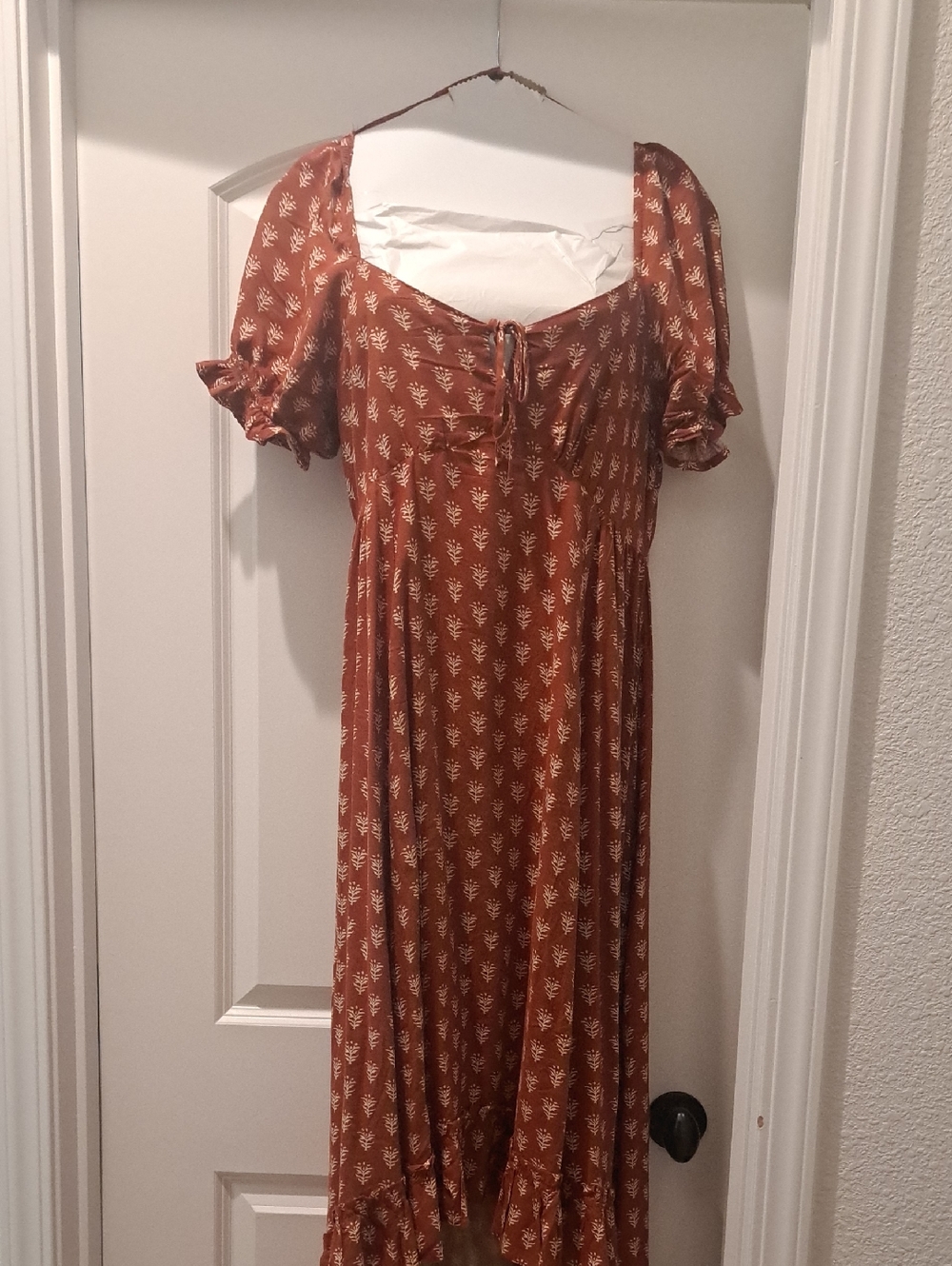 Rust Floral Midi Dress with Puff Sleeves